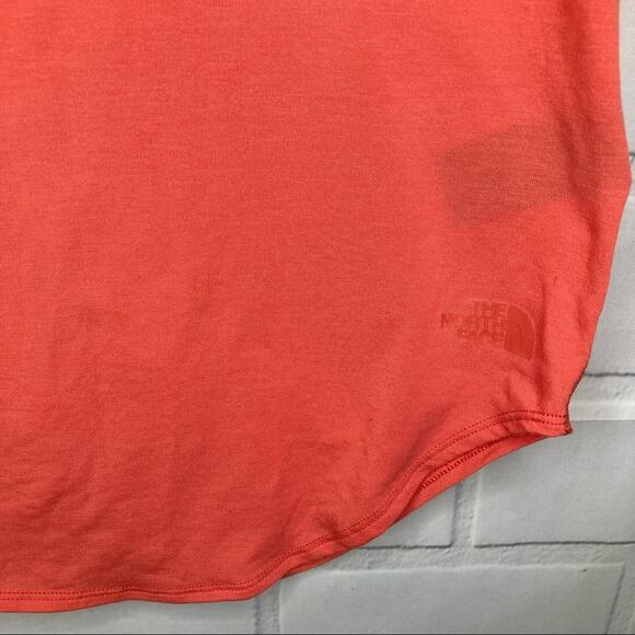 The North Face Workout Spiced Coral T-Shirt Blouse Size XS #NF0A3LMDHEY - Picture 6 of 13